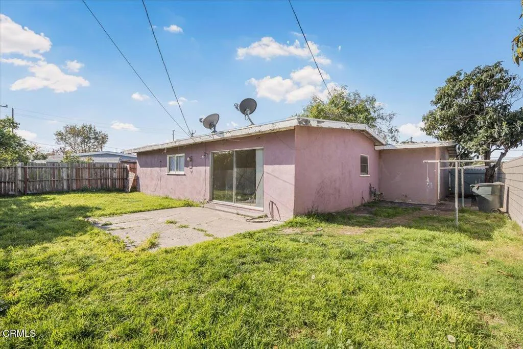 1820 Claremont Drive, Oxnard, California 93035 home-pic-25