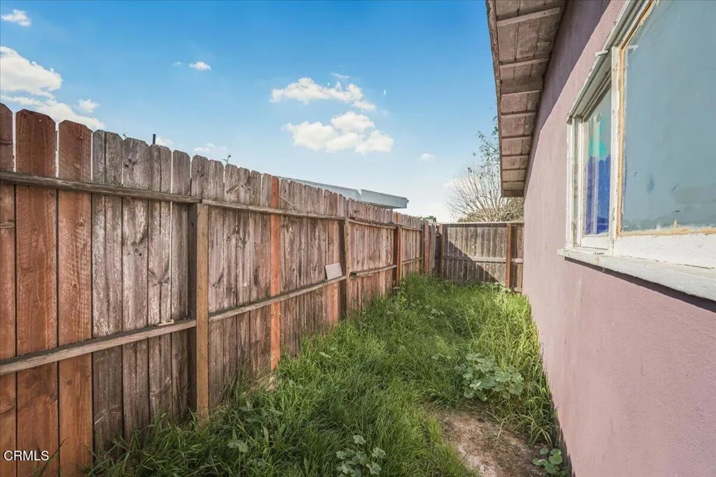1820 Claremont Drive, Oxnard, California 93035 home-pic-27