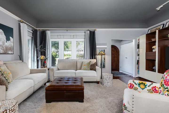 228 Oaks Ave 006-mls