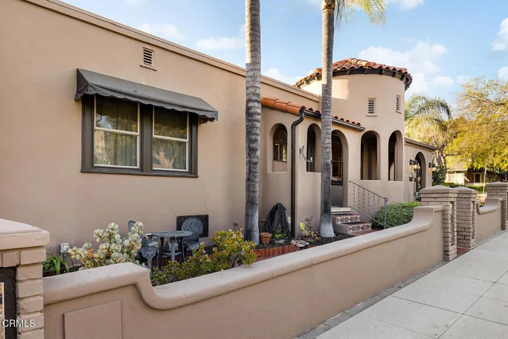 228 Oaks Ave 017-mls