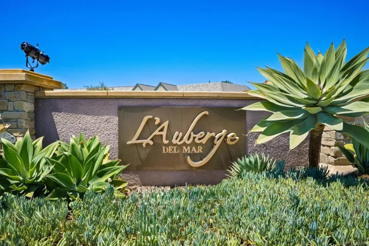 L'Auberge Del Mar Hotel and Spa