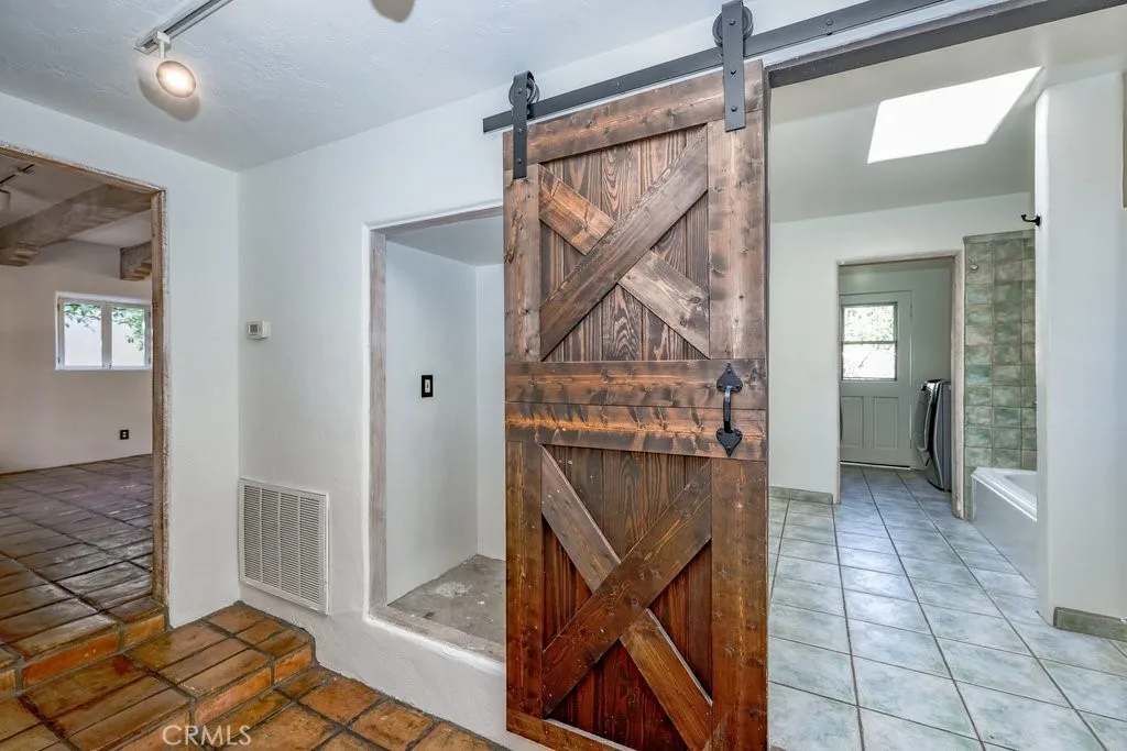 281 San Gabriel Court, Sierra Madre, California 91024 home-pic-43