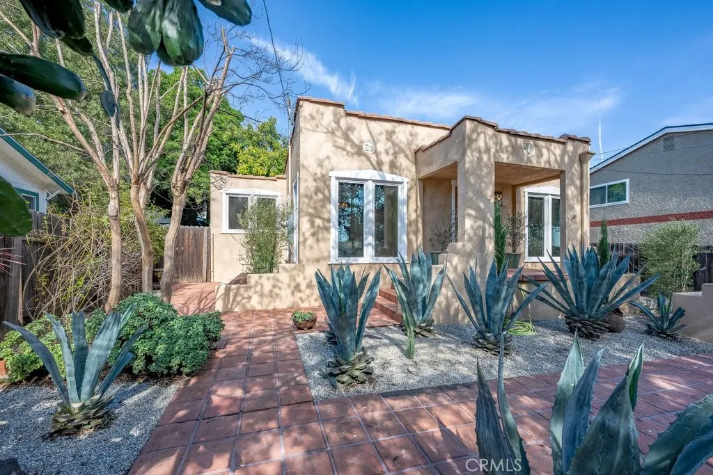 281 San Gabriel Court, Sierra Madre, California 91024 home-pic-3