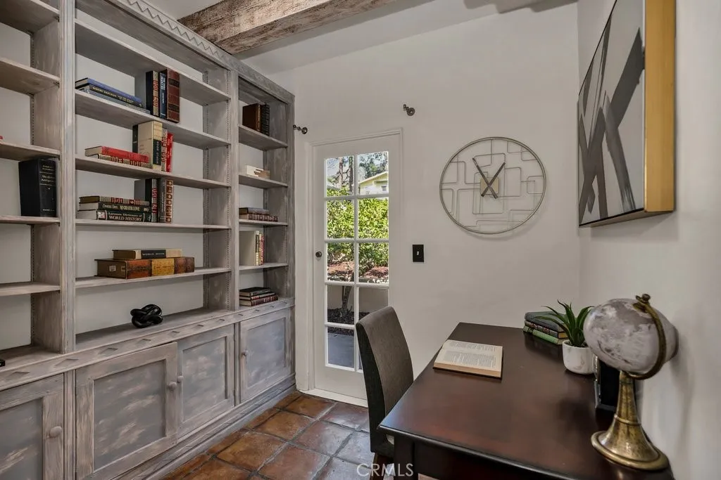 281 San Gabriel Court, Sierra Madre, California 91024 home-pic-36