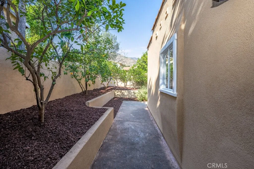 281 San Gabriel Court, Sierra Madre, California 91024 home-pic-49