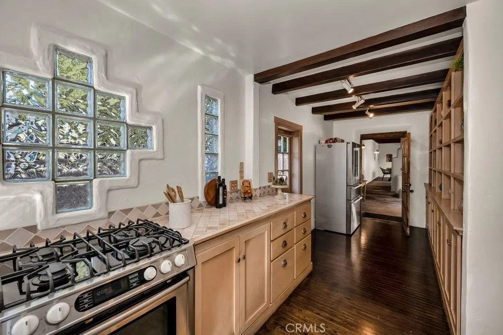 281 San Gabriel Court, Sierra Madre, California 91024 home-pic-16