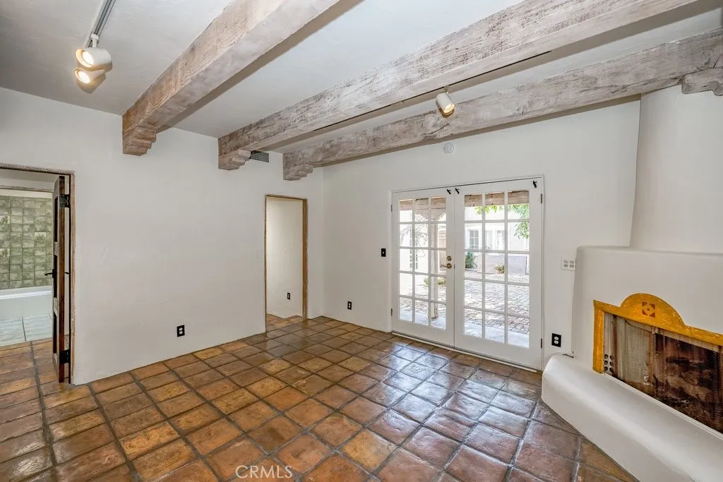 281 San Gabriel Court, Sierra Madre, California 91024 home-pic-33