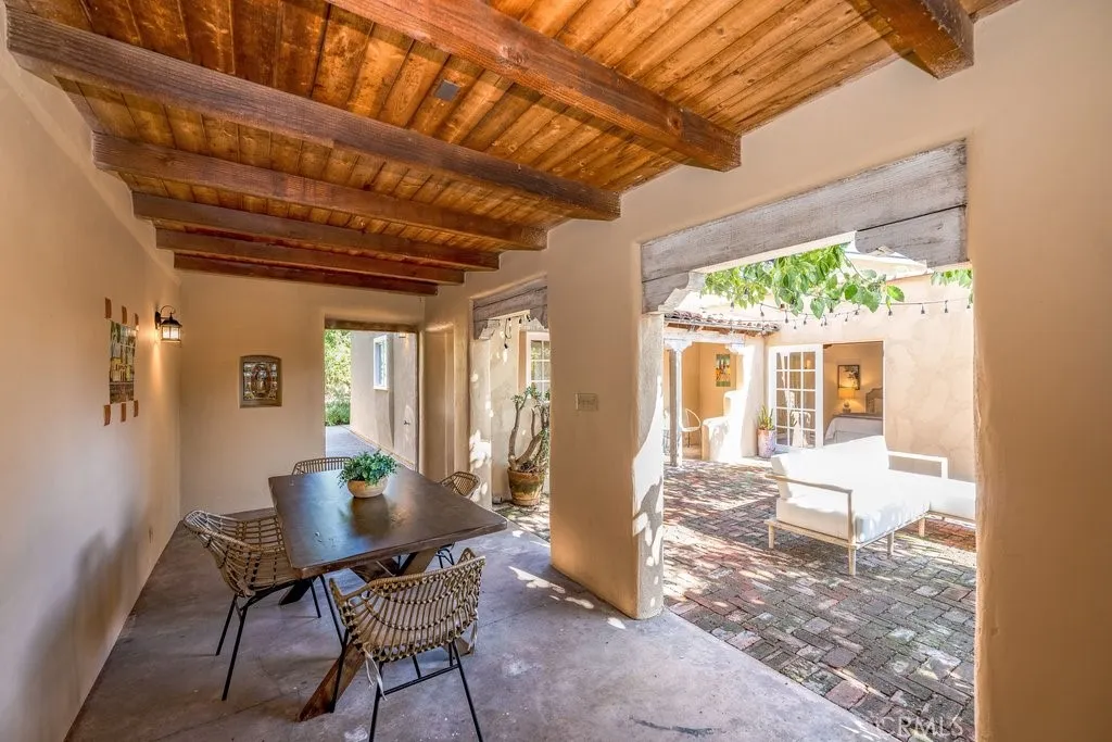 281 San Gabriel Court, Sierra Madre, California 91024 home-pic-24