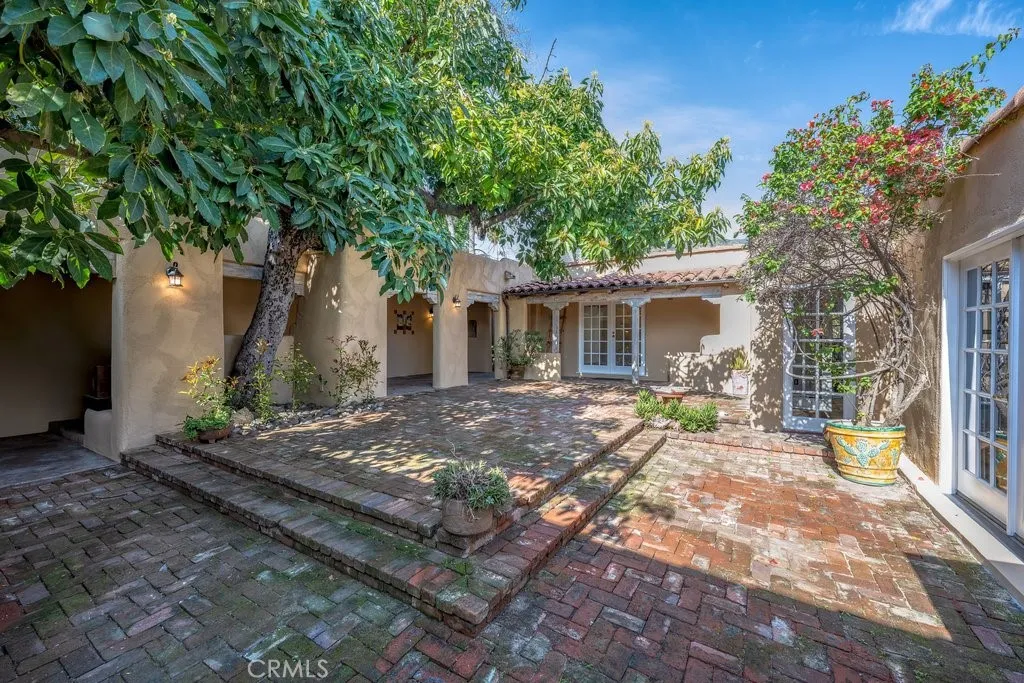 281 San Gabriel Court, Sierra Madre, California 91024 home-pic-30