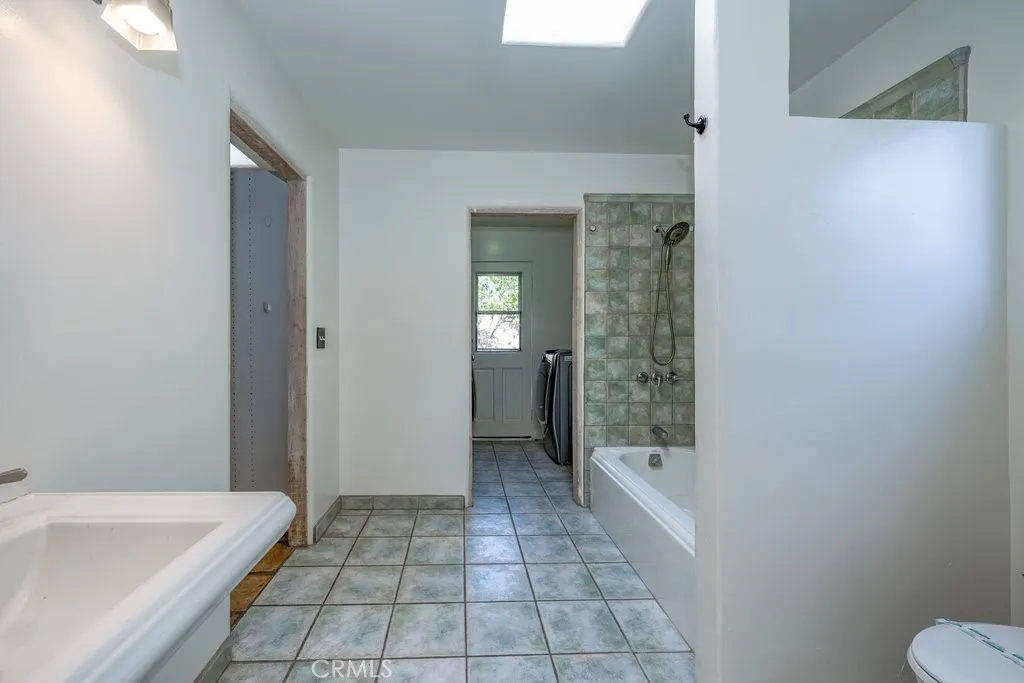 281 San Gabriel Court, Sierra Madre, California 91024 home-pic-40