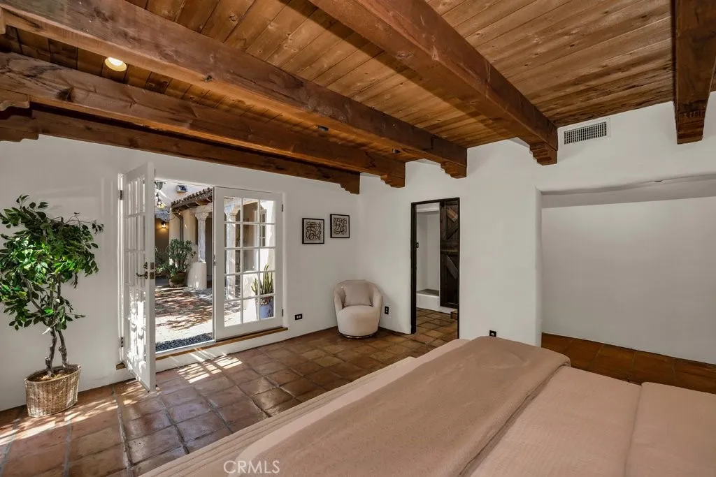 281 San Gabriel Court, Sierra Madre, California 91024 home-pic-45