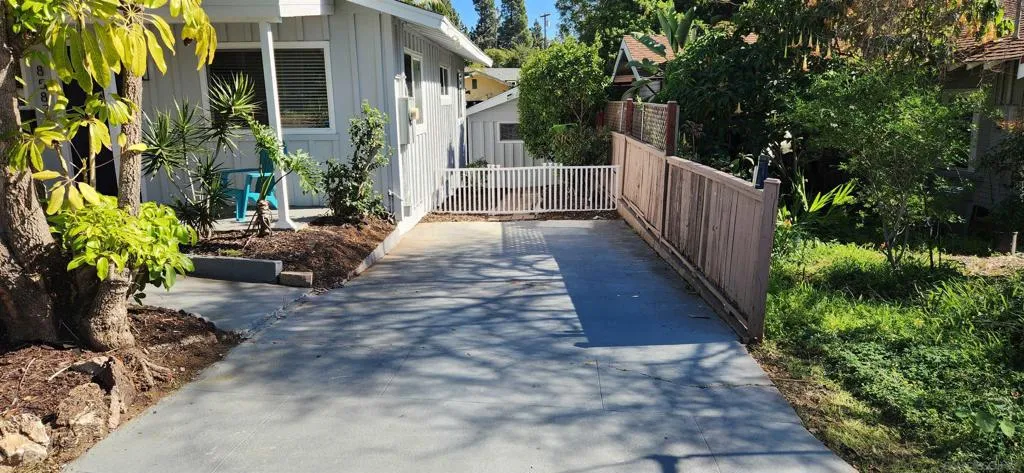 8587 Alpine Ave, La Mesa, California 91941 home-pic-16