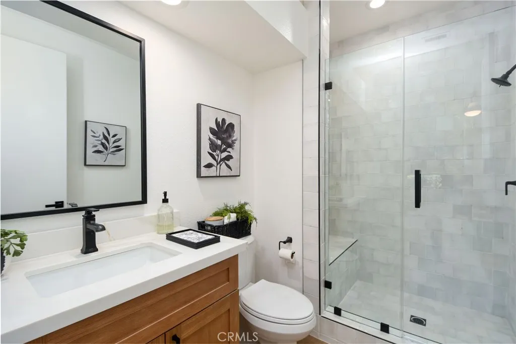 38749 Muirfield Drive, Murrieta, California 92562 home-pic-29