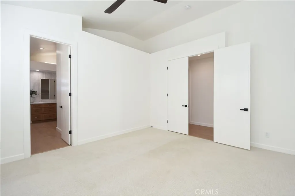 38749 Muirfield Drive, Murrieta, California 92562 home-pic-21