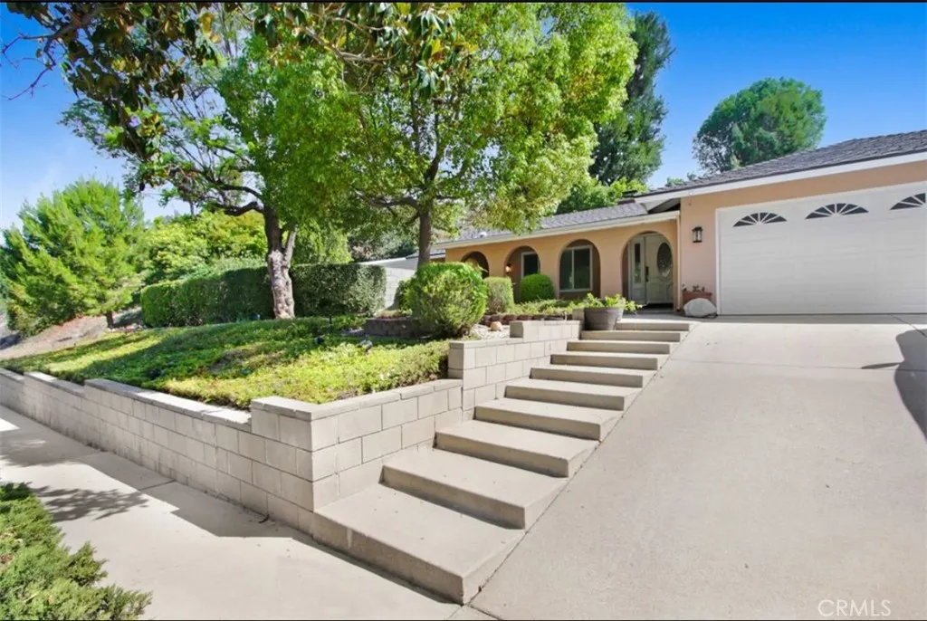 23847 Bower Cascade Place, Diamond Bar, California 91765 home-pic-1