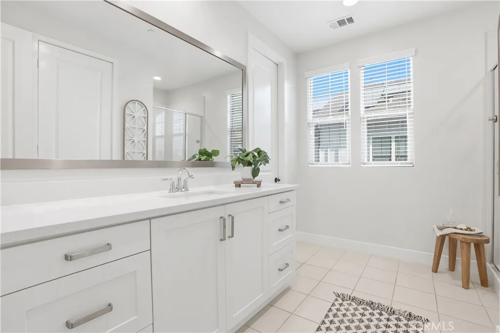 8 Yerra, Rancho Mission Viejo, California 92694 home-pic-32