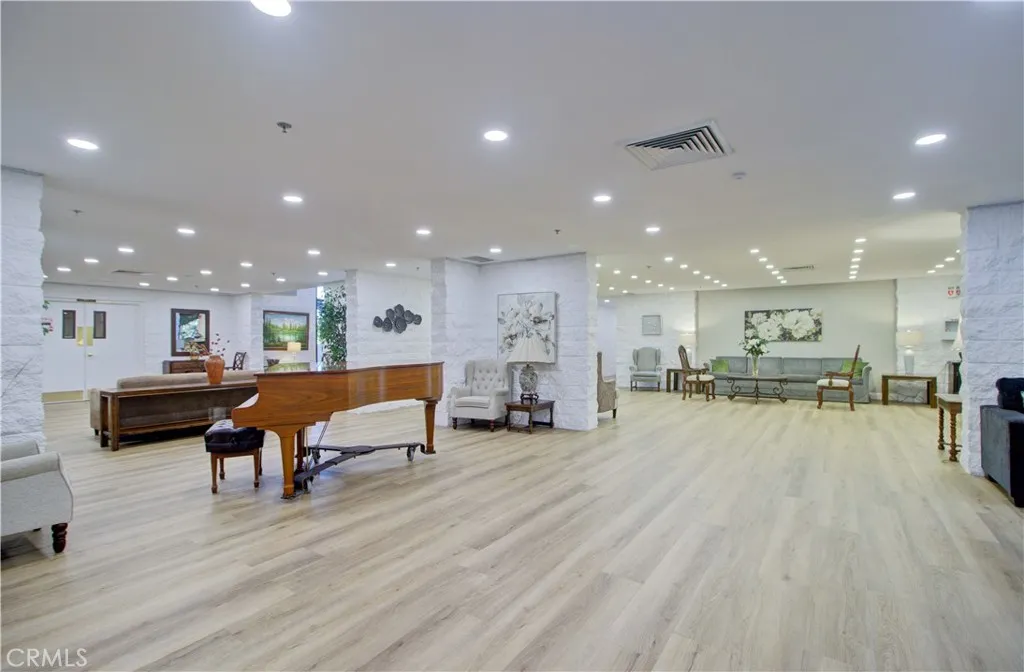 24055 Paseo Del Lago 908, Laguna Woods, California 92637 home-pic-20