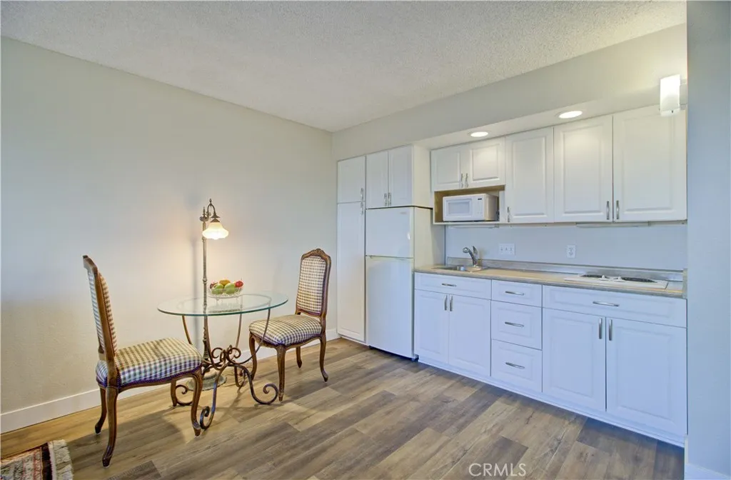 24055 Paseo Del Lago 908, Laguna Woods, California 92637 home-pic-10
