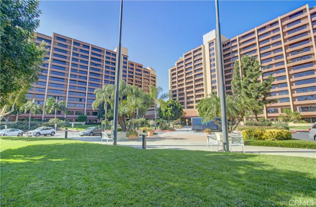 24055 Paseo Del Lago 908, Laguna Woods, California 92637 home-pic-22