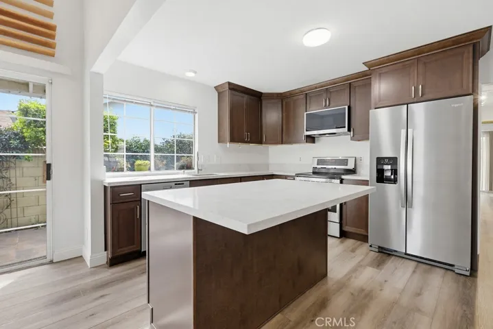 10661 Chestnut St, Cypress, California 90630