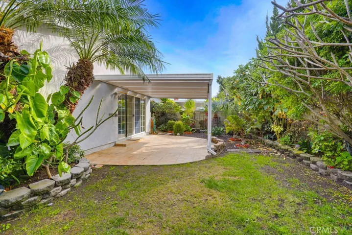 10661 Chestnut St, Cypress, California 90630