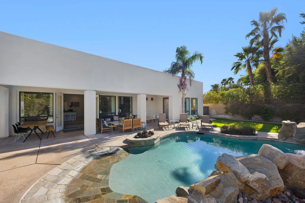 81084 Falling Leaf Court, Indio, California 92201 home-pic-20