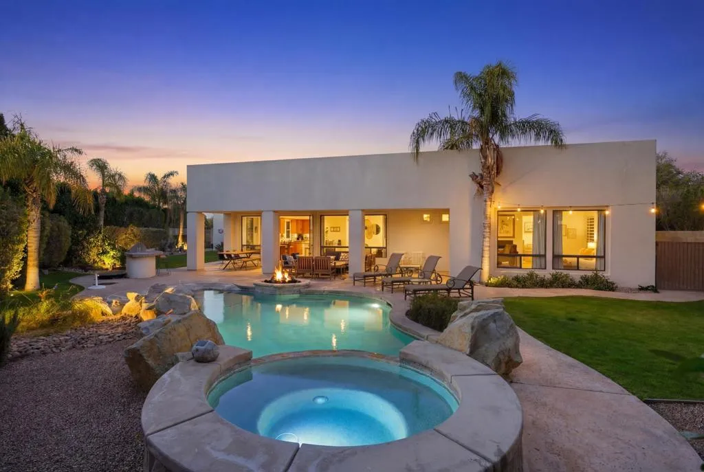 81084 Falling Leaf Court, Indio, California 92201 home-pic-1
