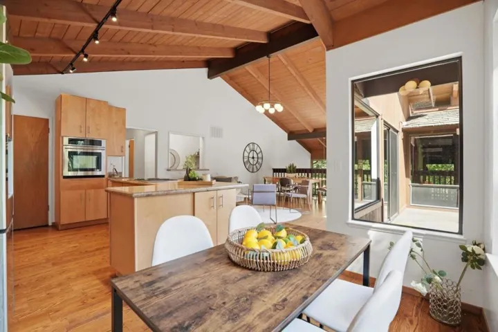 101 Ravinia Way, Los Gatos, California 95032