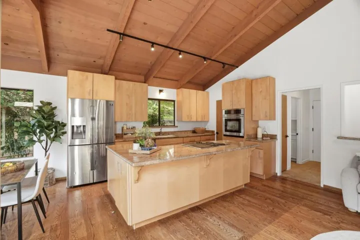 101 Ravinia Way, Los Gatos, California 95032