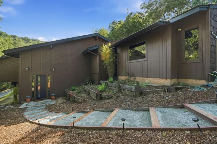 101 Ravinia Way, Los Gatos, California 95032