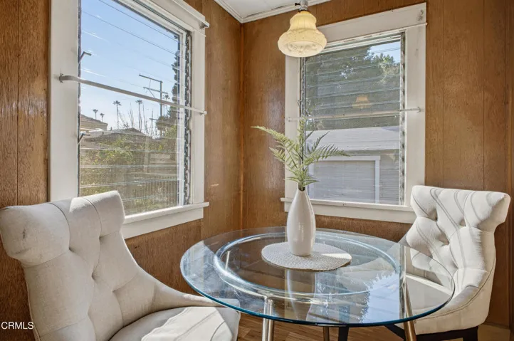 Breakfast Nook