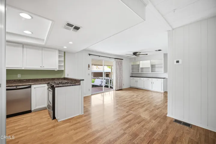 207 Caleta Dr Camarillo-12