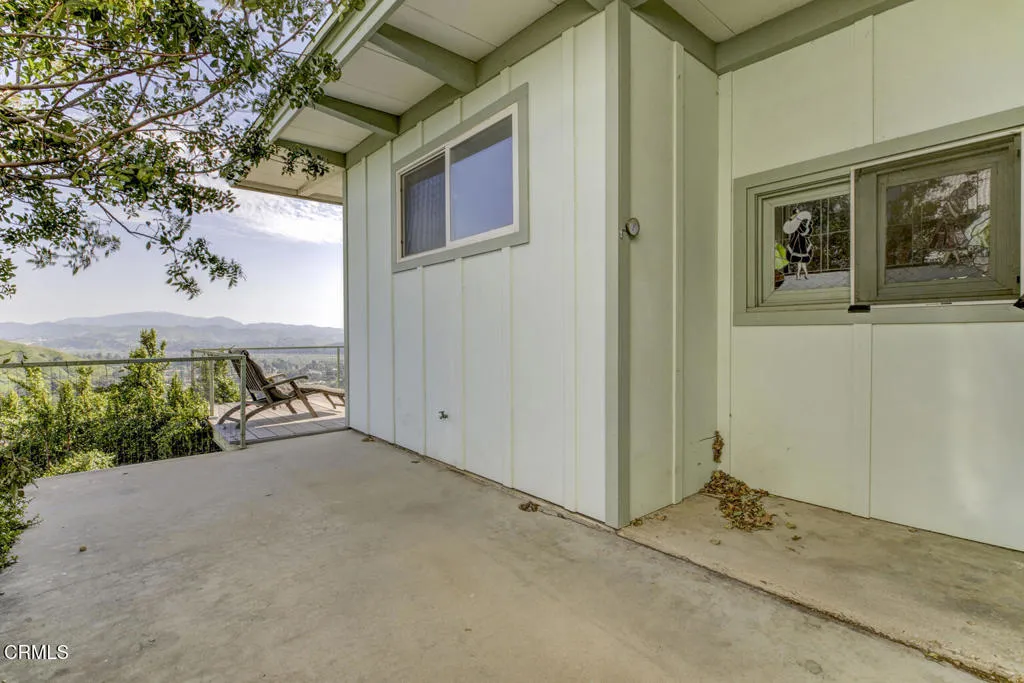 12016 Mountain View Trail, Sylmar, California 91342 home-pic-45