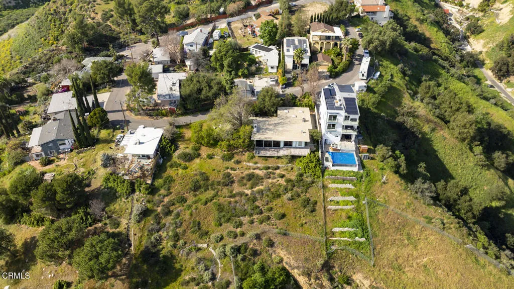 12016 Mountain View Trail, Sylmar, California 91342 home-pic-55