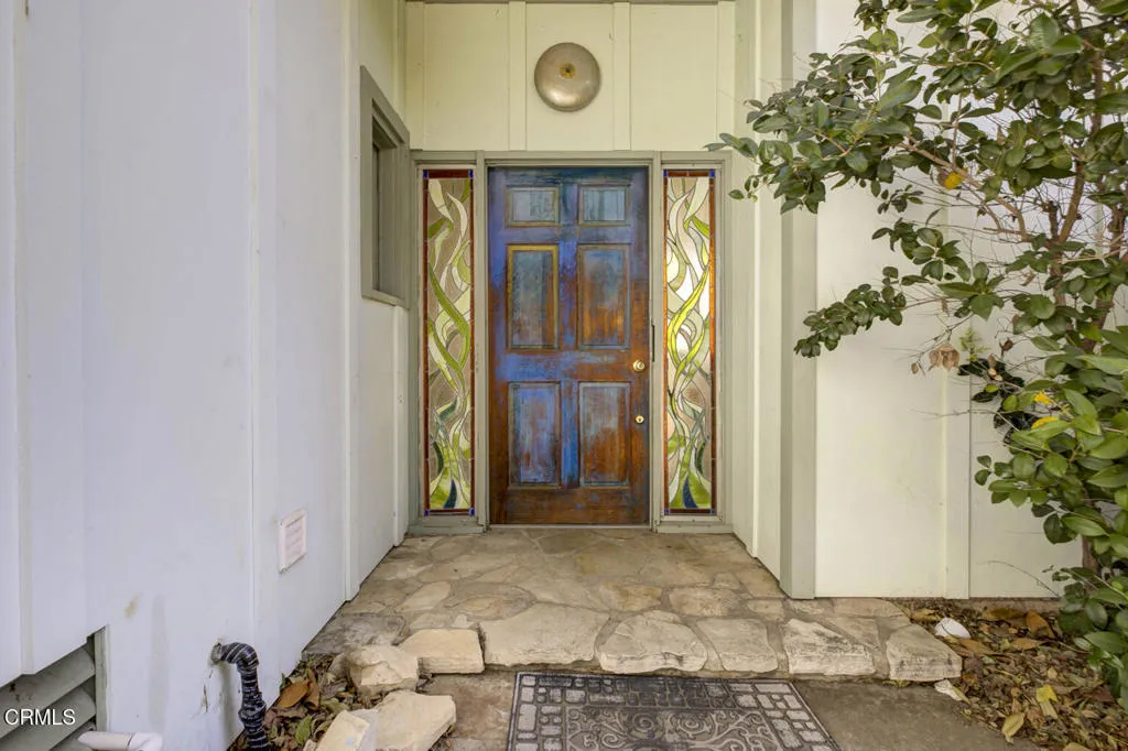 12016 Mountain View Trail, Sylmar, California 91342 home-pic-44