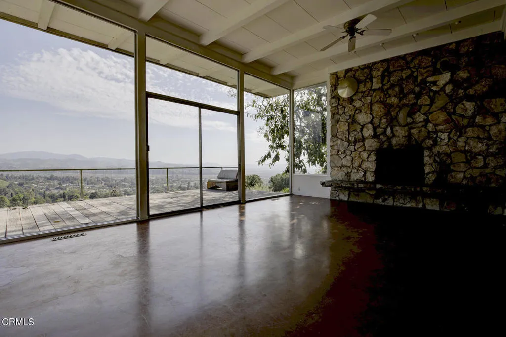 12016 Mountain View Trail, Sylmar, California 91342 home-pic-6