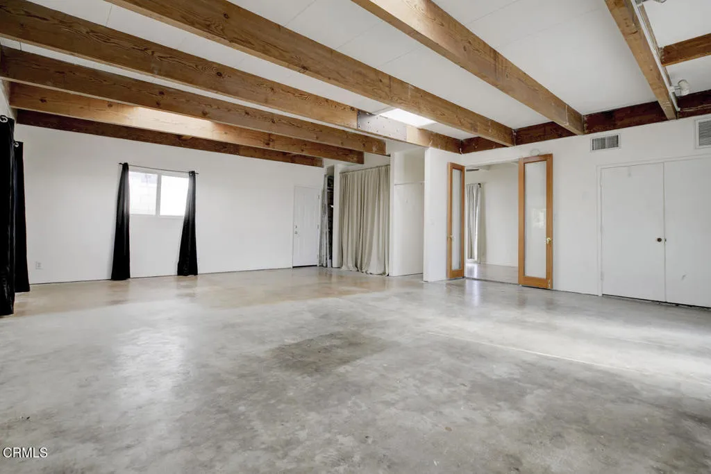 12016 Mountain View Trail, Sylmar, California 91342 home-pic-26