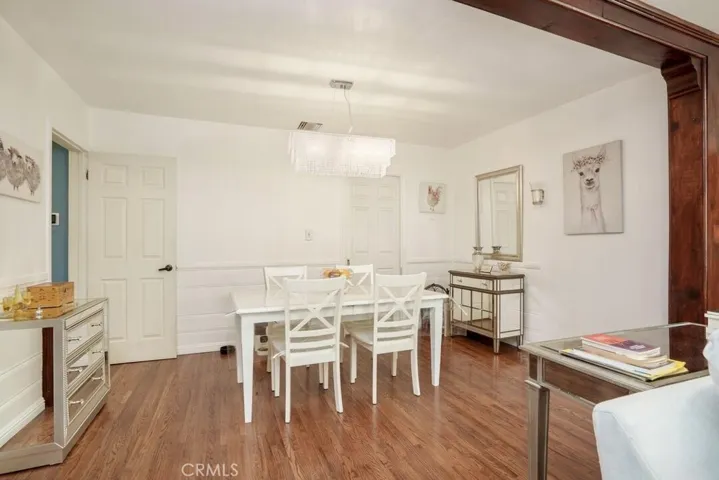 7128 Mammoth Avenue, Van Nuys, California 91405