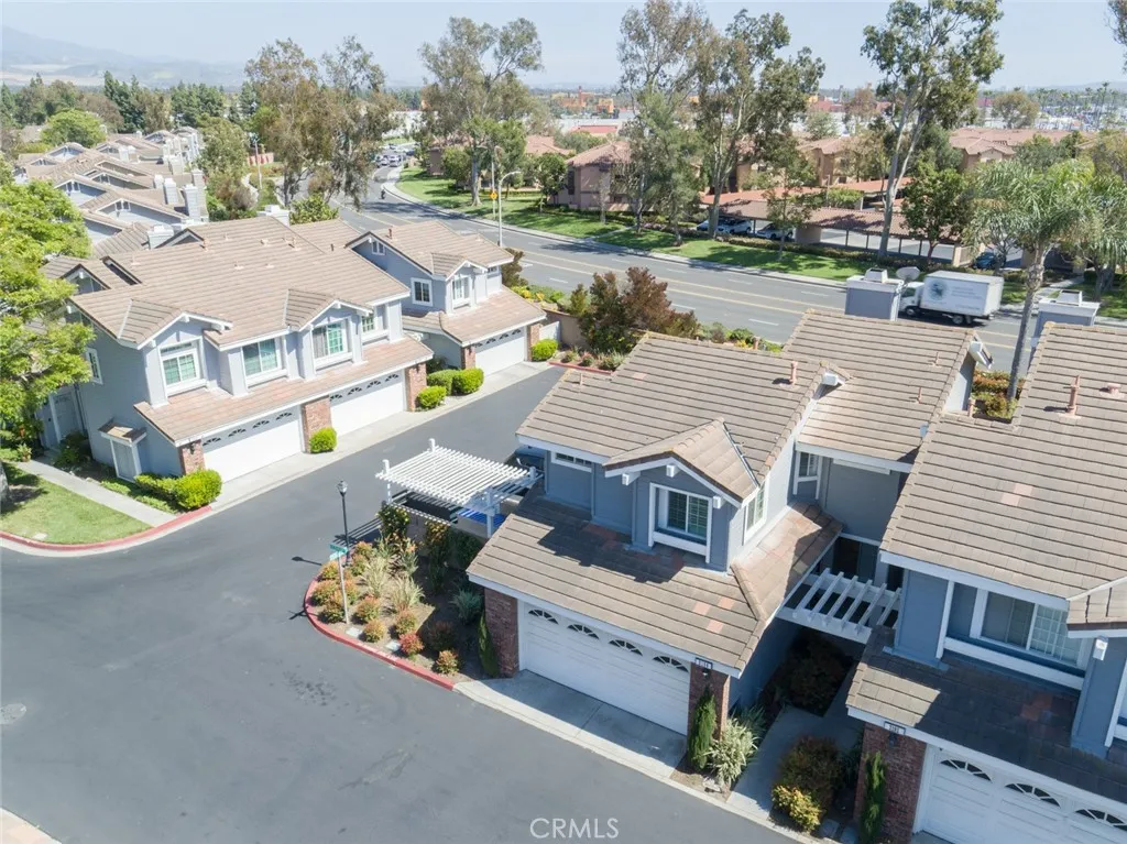 2196 Evergreen, Tustin, California 92782 home-pic-37