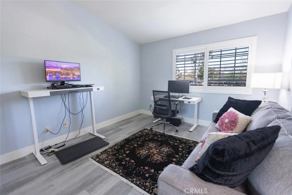 2196 Evergreen, Tustin, California 92782 home-pic-21
