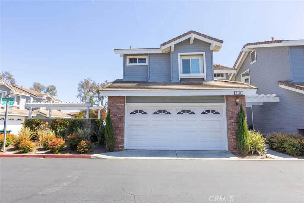 2196 Evergreen, Tustin, California 92782 home-pic-1
