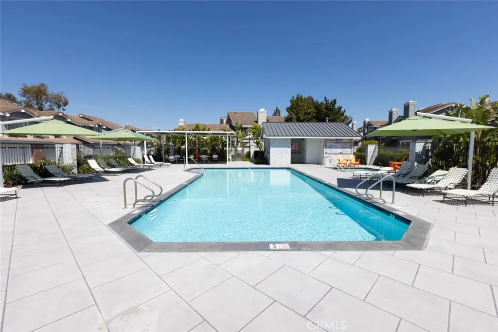 2196 Evergreen, Tustin, California 92782 home-pic-34