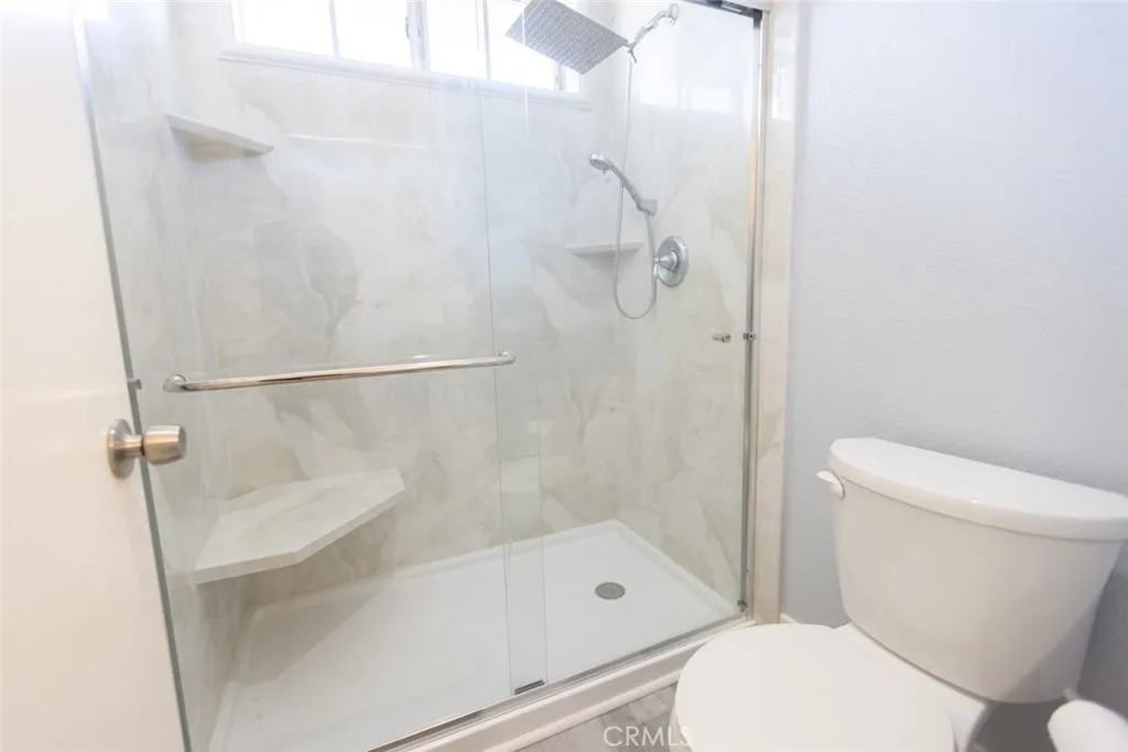 2196 Evergreen, Tustin, California 92782 home-pic-18