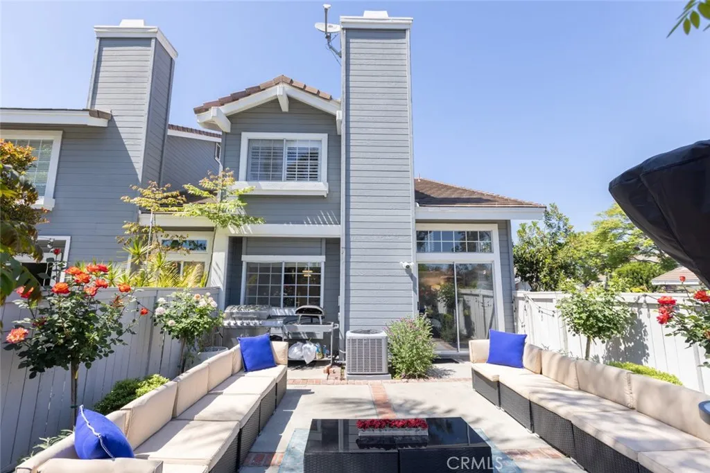 2196 Evergreen, Tustin, California 92782 home-pic-29