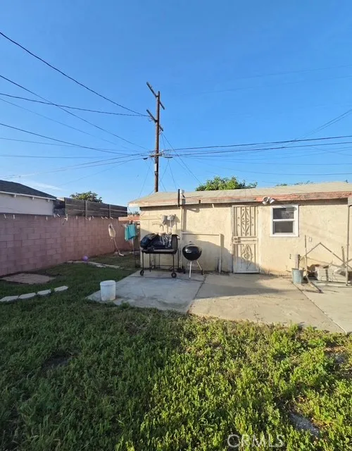 11867 S Broadway, Los Angeles, California 90061 home-pic-2