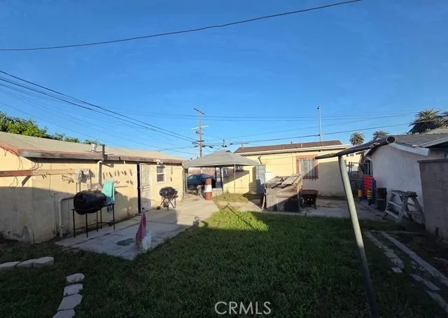 11867 S Broadway, Los Angeles, California 90061 home-pic-3