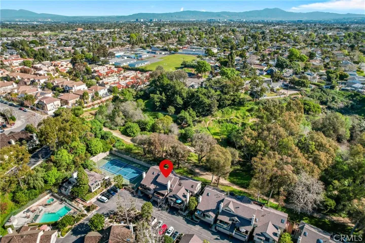 2074 Meadow View Lane, Costa Mesa, California 92627