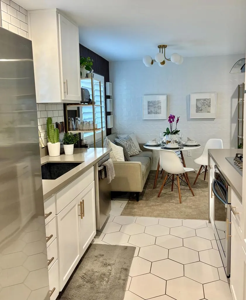 Kitchen & Nook