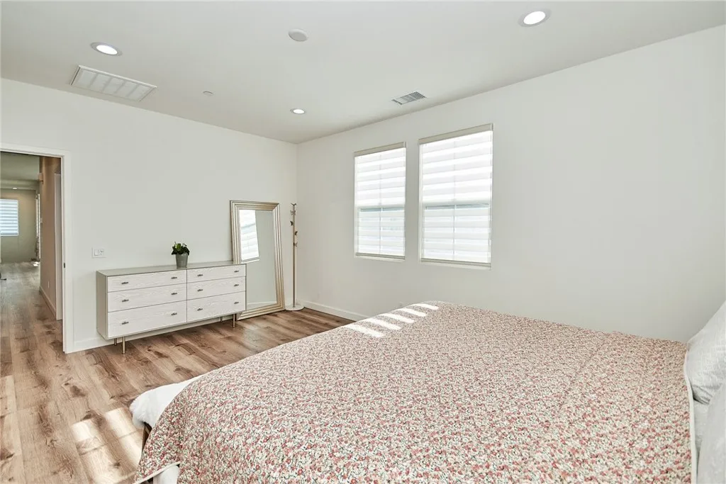 250 W Via Presido 105, Ontario, California 91762 home-pic-18
