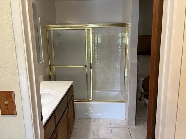 8781 8781 Mountain Blvd 5, Oakland, California 94605 home-pic-11